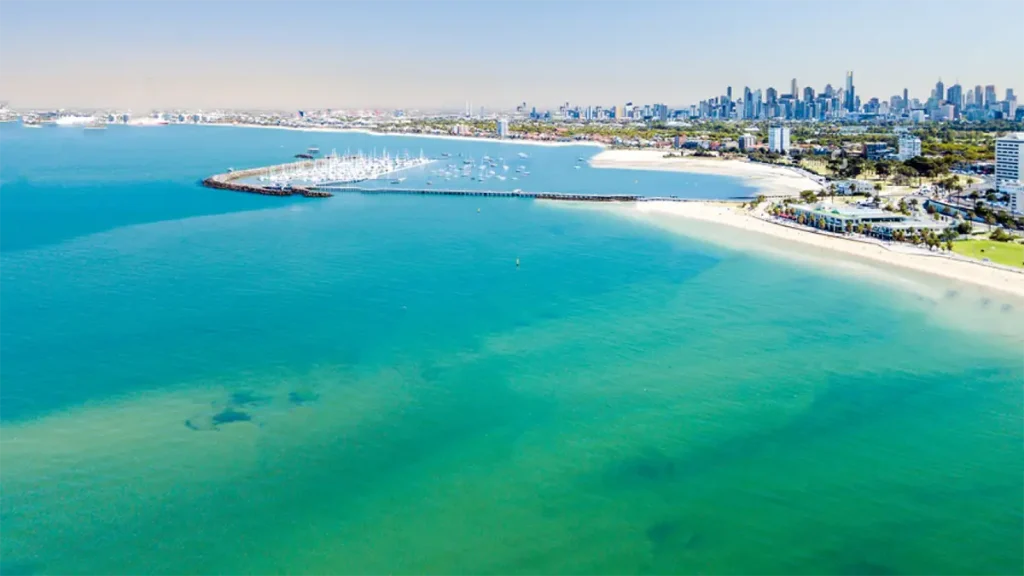 Fishing in Port Phillip Bay - St Kilda